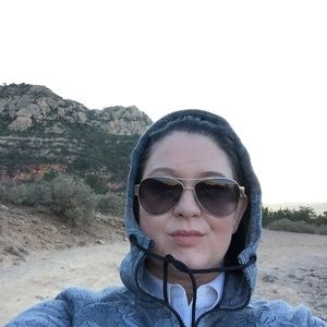 Meet your Posher, Courtney